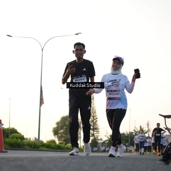 Runner Photo 7836362