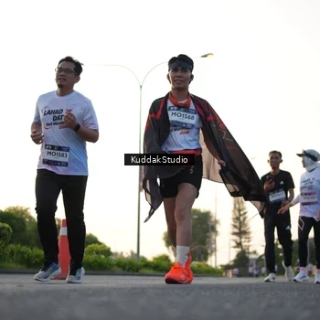 Runner Photo 7836366