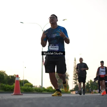 Runner Photo 7836387