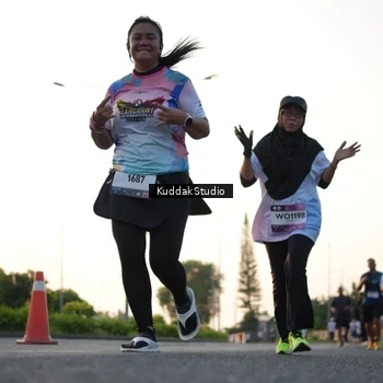 Runner Photo 7836405