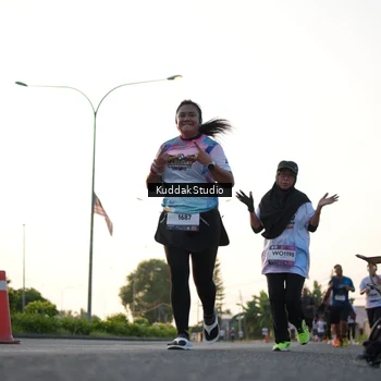 Runner Photo 7836408
