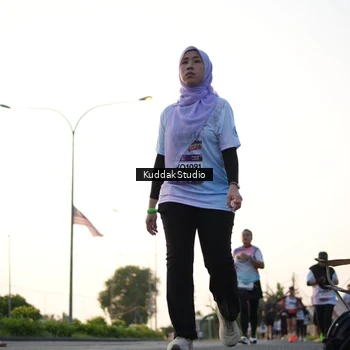 Runner Photo 7836417
