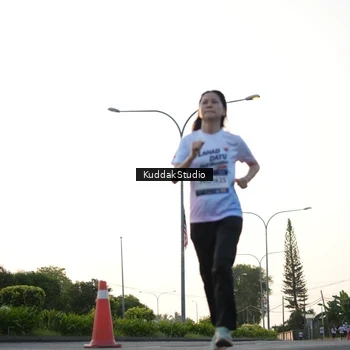 Runner Photo 7836428