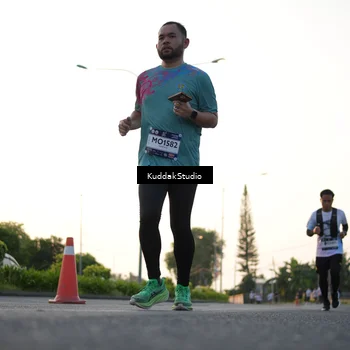 Runner Photo 7836443
