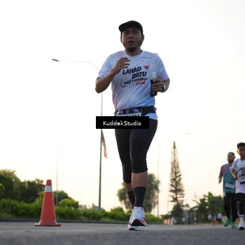 Runner Photo 7836455