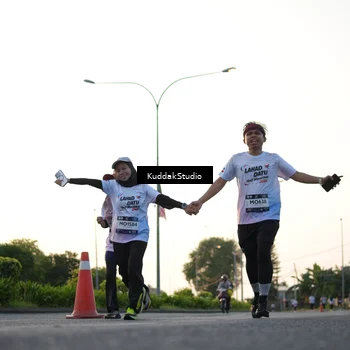Runner Photo 7836462