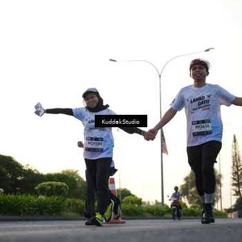 Runner Photo 7836465