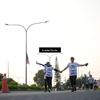 Runner Photo 7836472