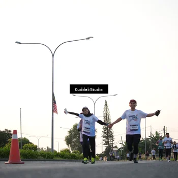 Runner Photo 7836483