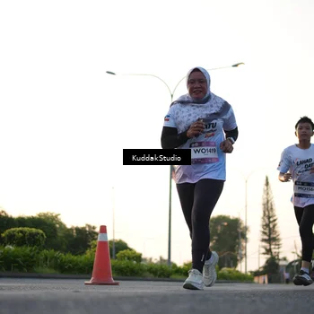 Runner Photo 7836484