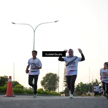 Runner Photo 7836496