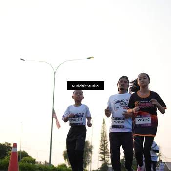 Runner Photo 7836498