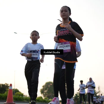 Runner Photo 7836499