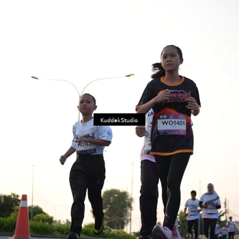 Runner Photo 7836503