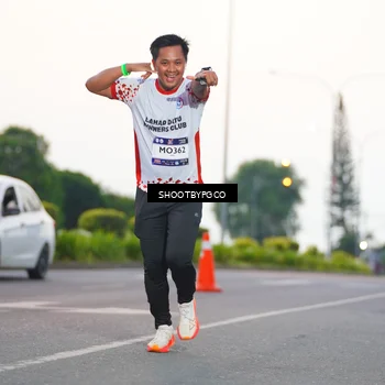 Runner Photo 7836544