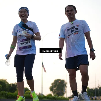 Runner Photo 7836562