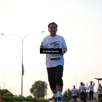 Runner Photo 7836597