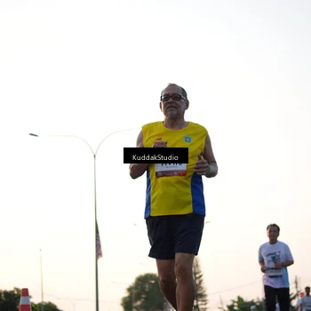 Runner Photo 7836599