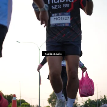 Runner Photo 7836625