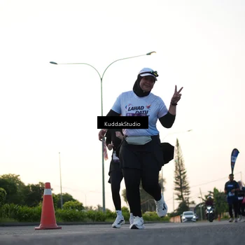 Runner Photo 7836648