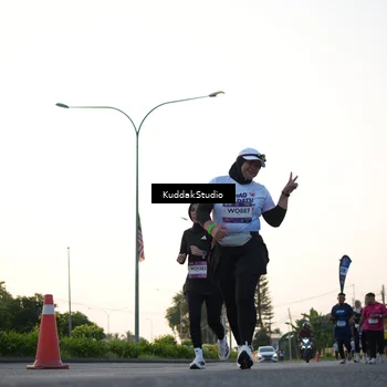 Runner Photo 7836657