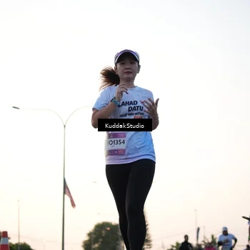 Runner Photo 7836658