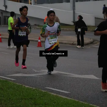 Runner Photo 7836661