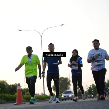 Runner Photo 7836666