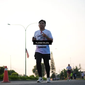 Runner Photo 7836679