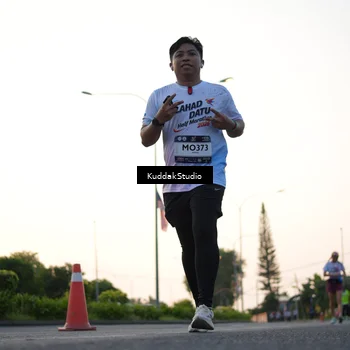 Runner Photo 7836683