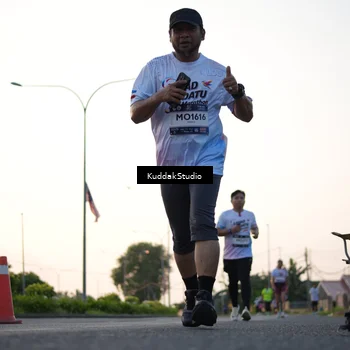 Runner Photo 7836686