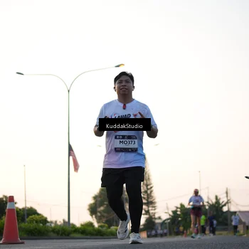 Runner Photo 7836687