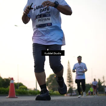 Runner Photo 7836693