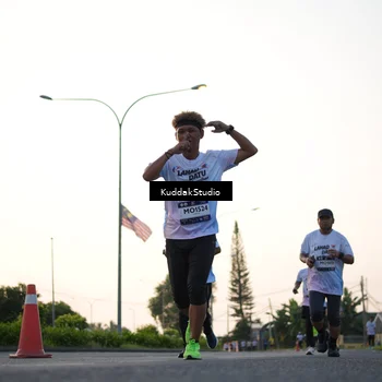 Runner Photo 7836701