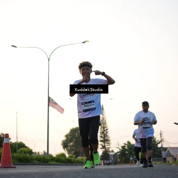 Runner Photo 7836702