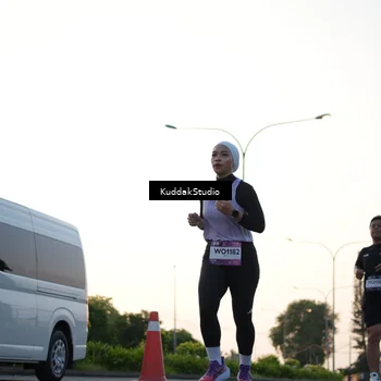 Runner Photo 7836730