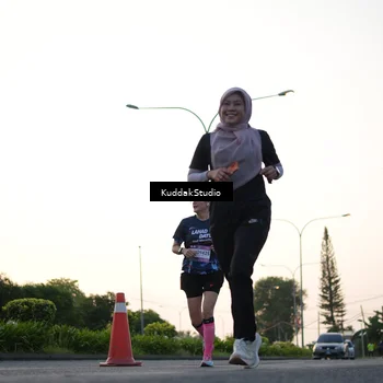 Runner Photo 7836758