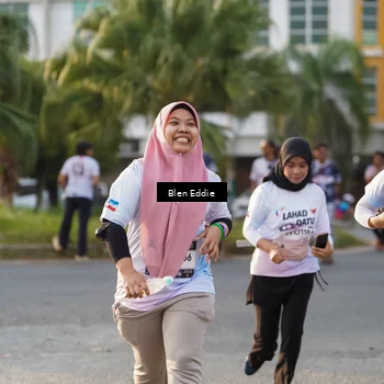 Runner Photo 7836760