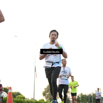 Runner Photo 7836795