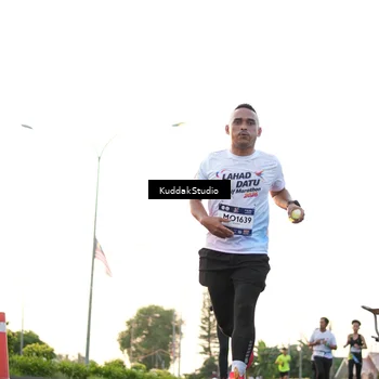 Runner Photo 7836817