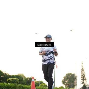 Runner Photo 7836852