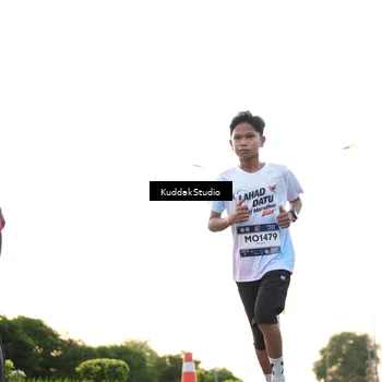 Runner Photo 7836865