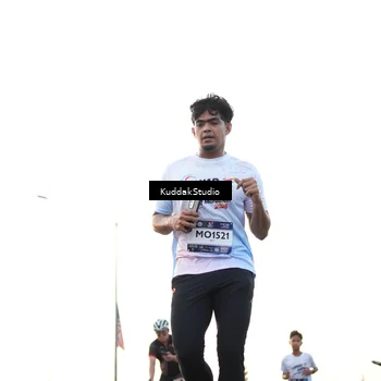 Runner Photo 7836876
