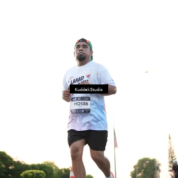 Runner Photo 7836878