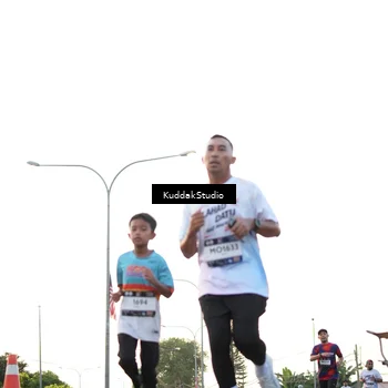 Runner Photo 7836889