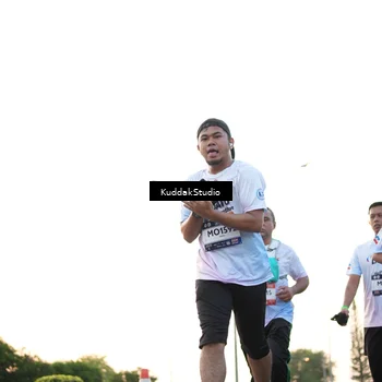 Runner Photo 7836900