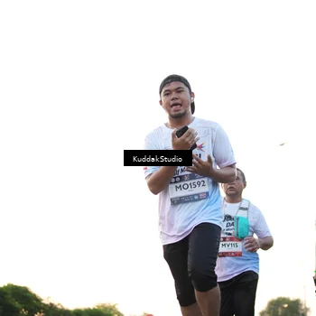 Runner Photo 7836901