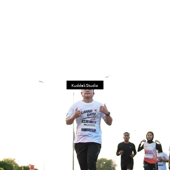 Runner Photo 7836918