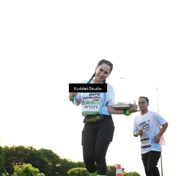 Runner Photo 7836933