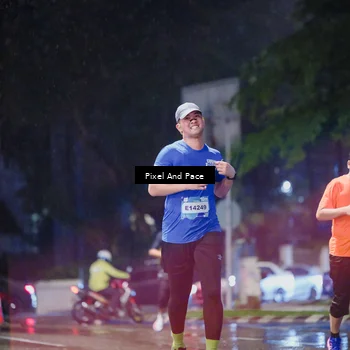 Runner Photo 7836992